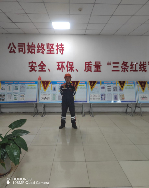 劳保工服：守护与担当的象征